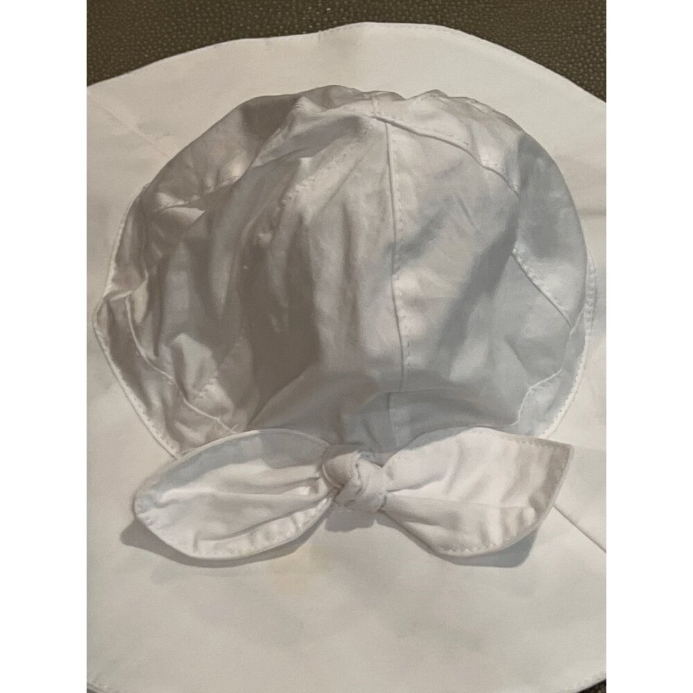 White Baby Sun Hat With Bow And Adjustable Strap